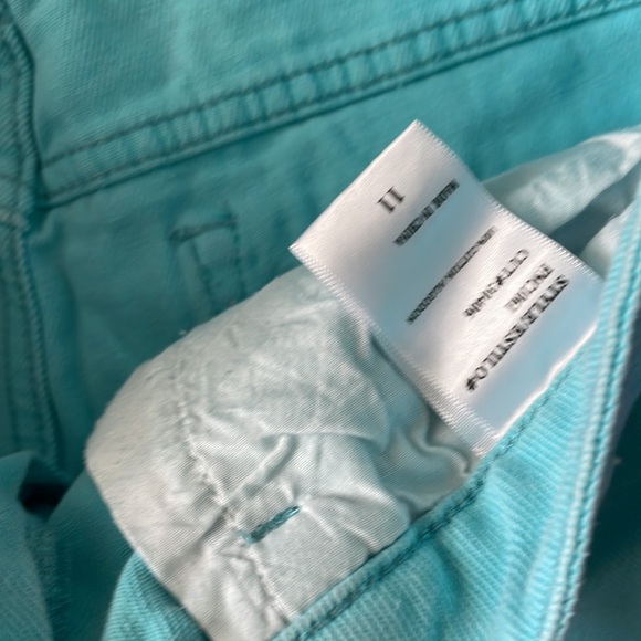 Fashion Nova Cutoff Shorts - Picture 5 of 7